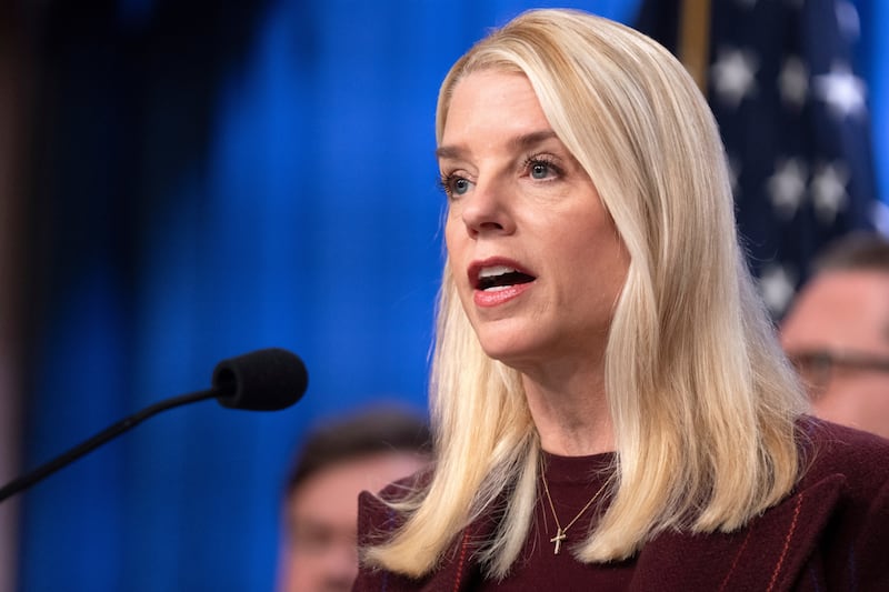 Justice Department asks appeals court to block judge's contempt inquiry in mass deportation case