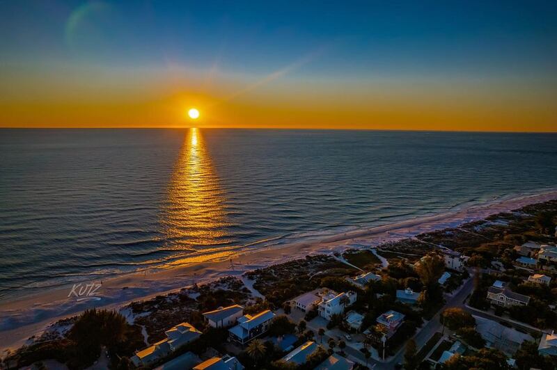 Another beautiful sunset making it's way past the Gulf of Mexico in Anna Maria Island.