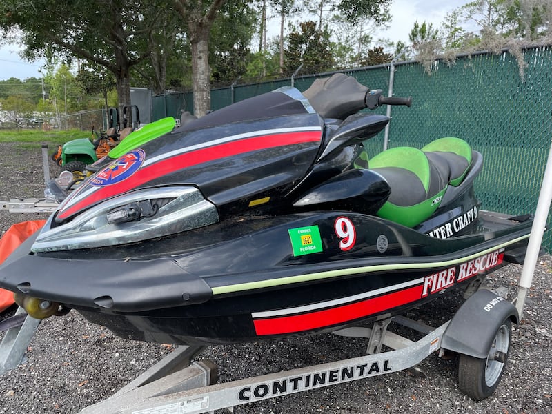 Another Kawasaki ski will be for sale at the auction. There will be a total of 4 jetskis for sale.